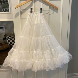 Communion Crinoline. Size 8 worn once. Smoke free pet free home. No trades